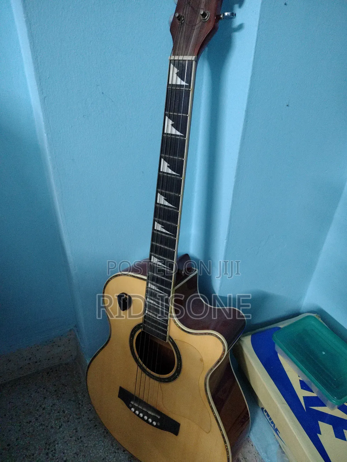 Guitar for Sell