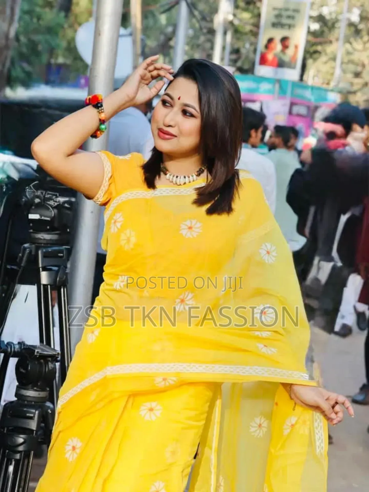 Premium Semi Muslin Saree With Blouse Piece