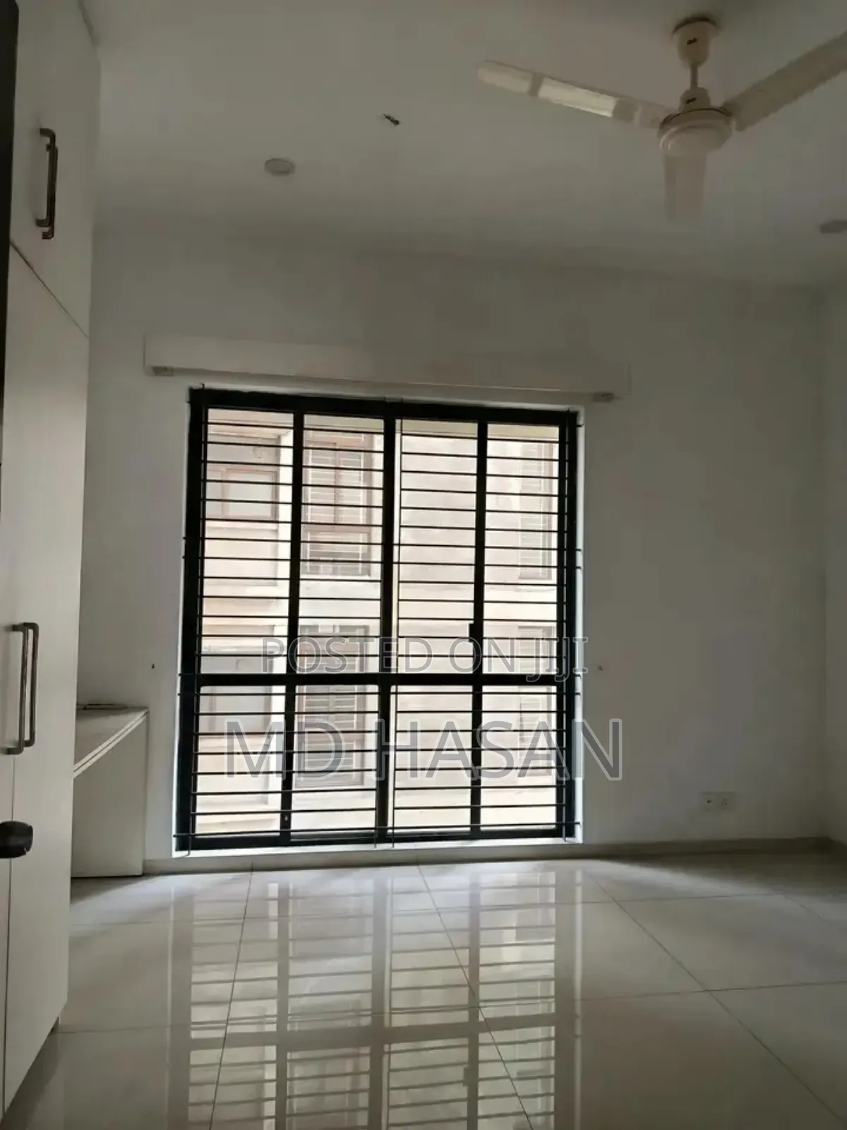 4bdrm Apartment in Semi Furnished for rent