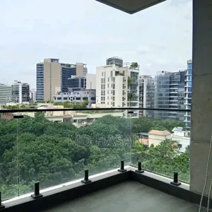 3bdrm Apartment in Semi Furnished for rent