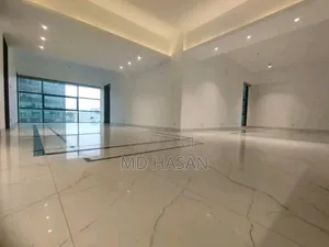 3bdrm Apartment in Semi Furnished for rent