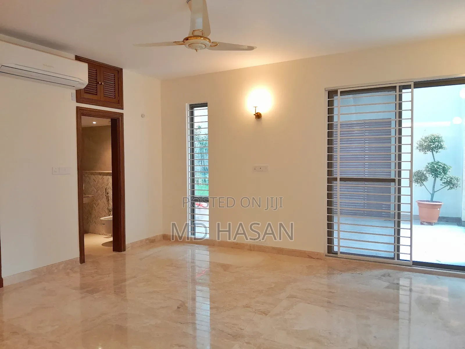 4bdrm Apartment in Semi Furnished for rent