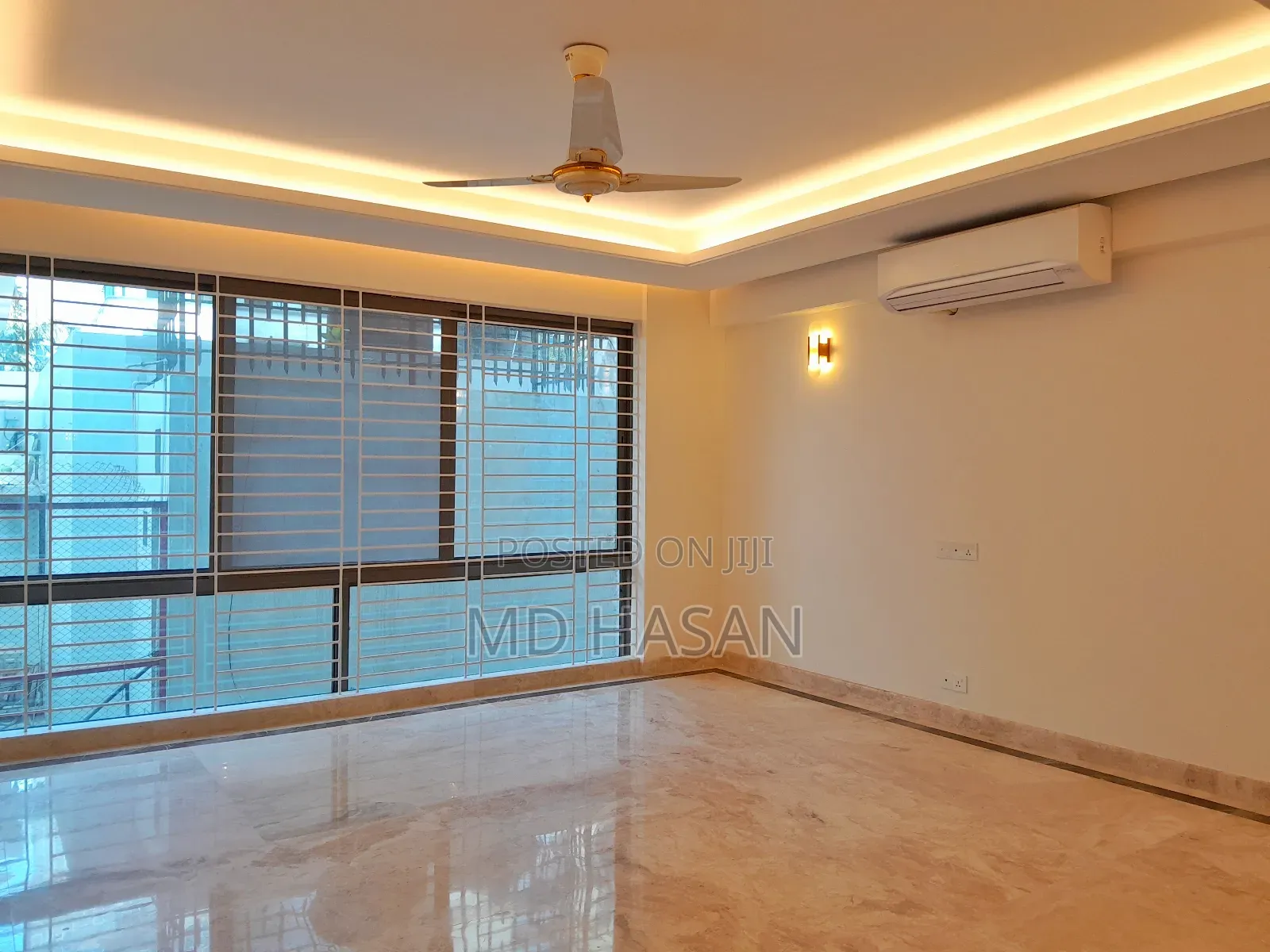 4bdrm Apartment in Semi Furnished for rent