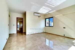 4bdrm Apartment in Semi Furnished Flat for rent