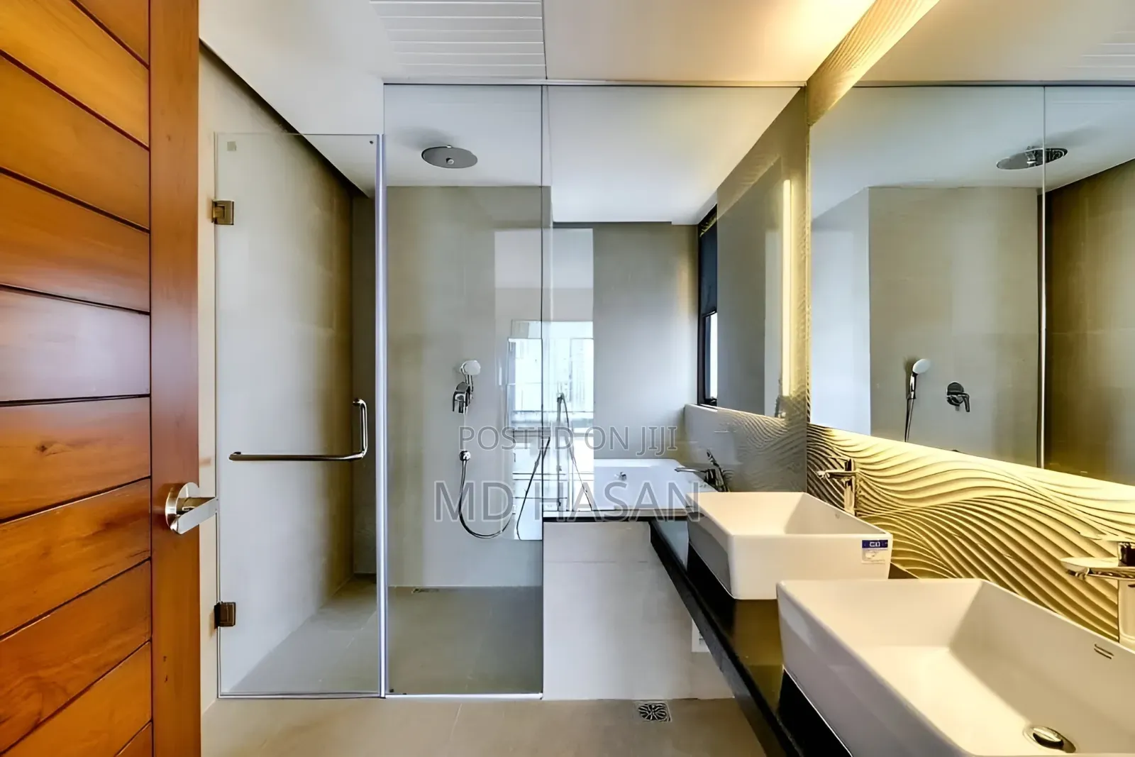 4bdrm Apartment in Semi Furnished Flat for rent