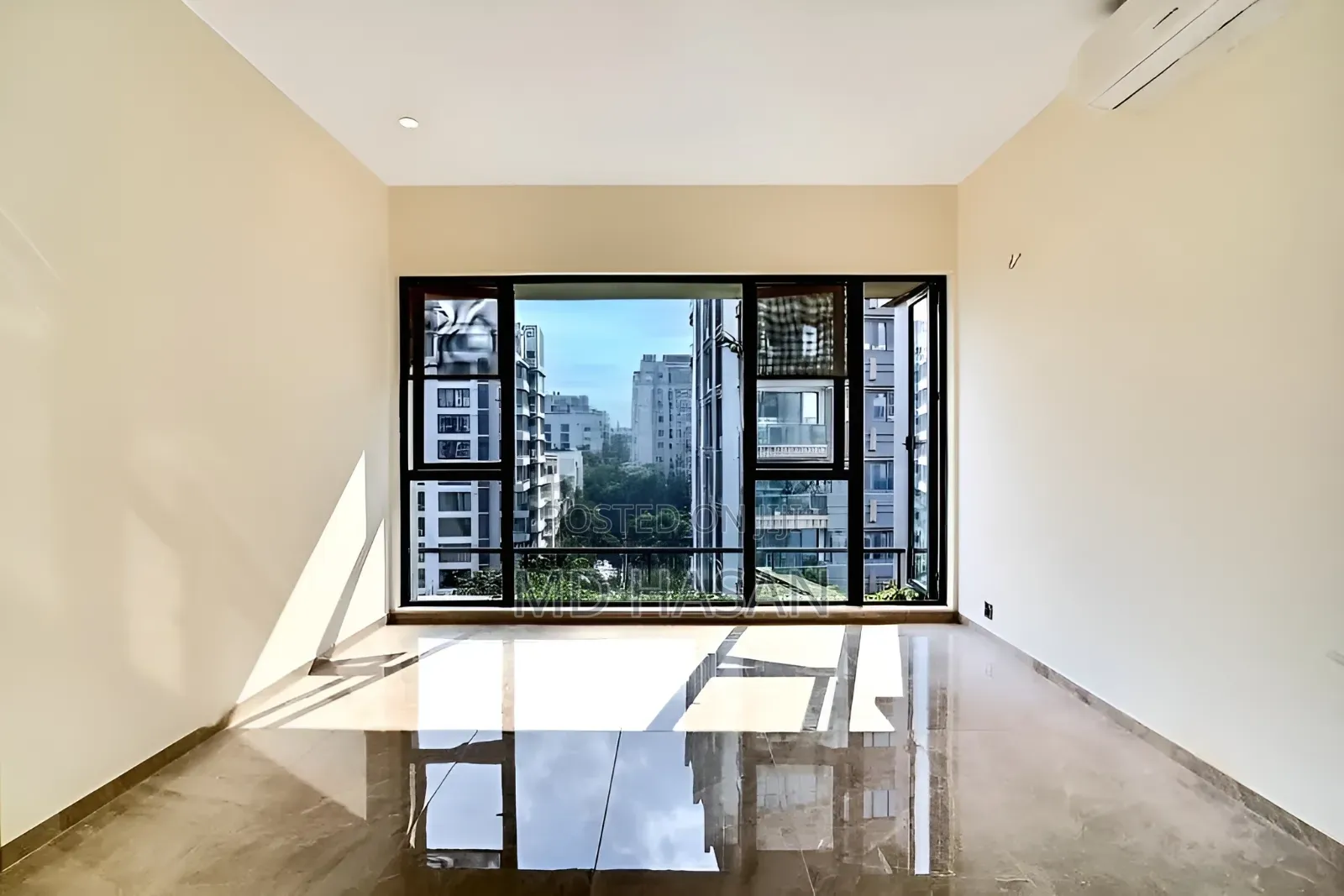 4bdrm Apartment in Semi Furnished Flat for rent