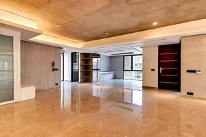 4bdrm Apartment in Semi Furnished Flat for rent