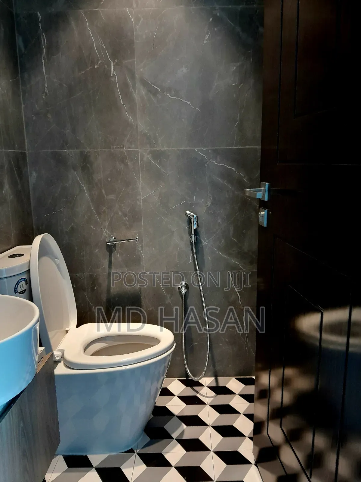 3bdrm Apartment in Semi- Furnished for rent