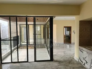 Photo - 4bdrm Apartment in Gulshan for rent