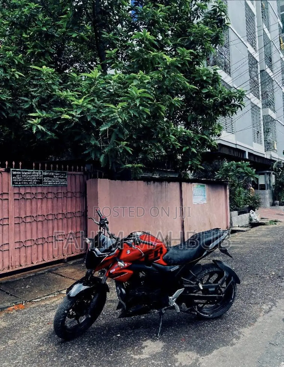 Suzuki 2018 Red