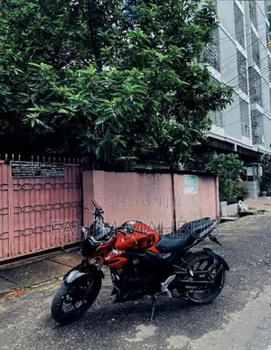 Suzuki 2018 Red