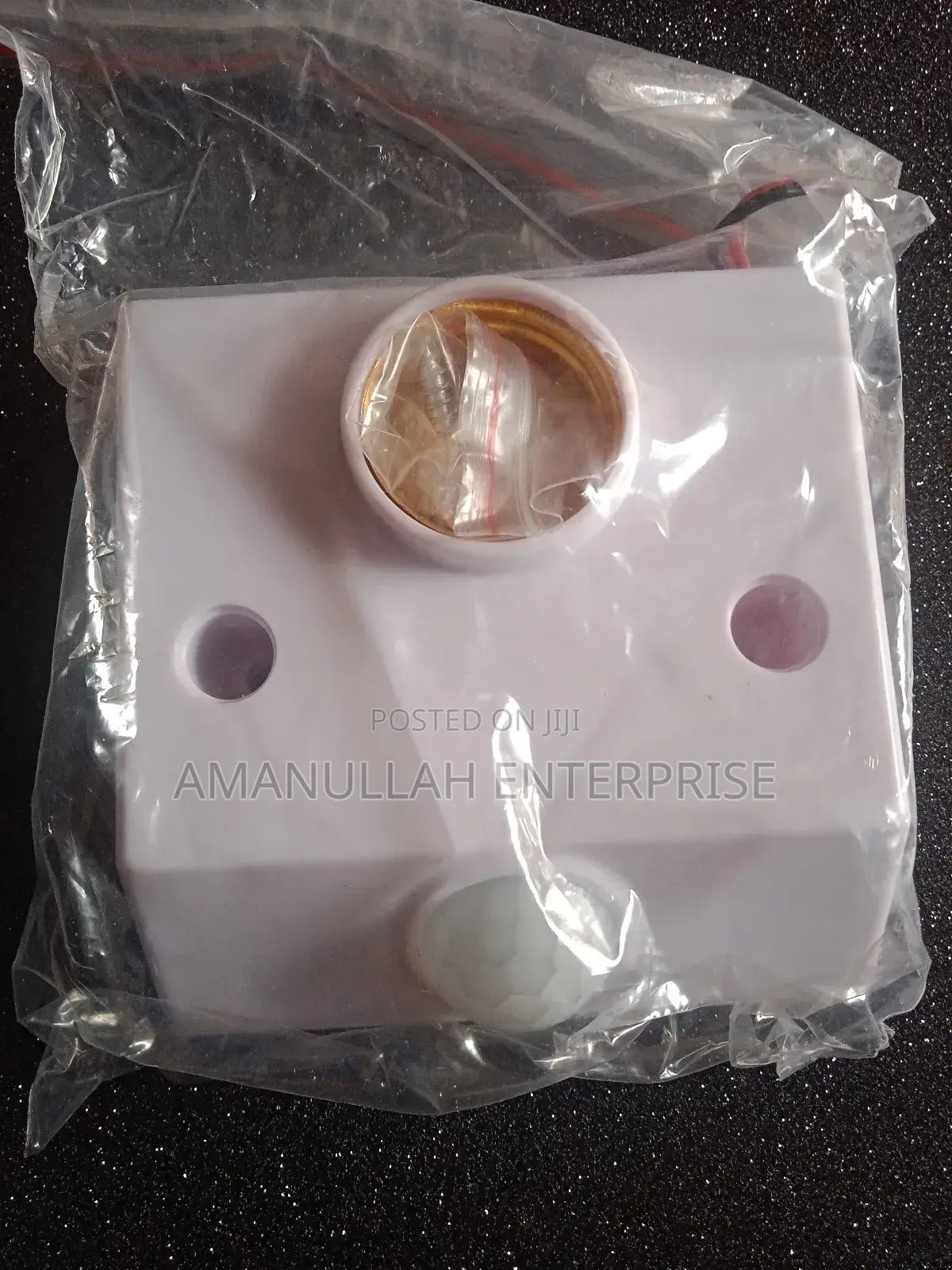 Infrared Pir Motion Sensor E27 Led Lamp Base Holder.