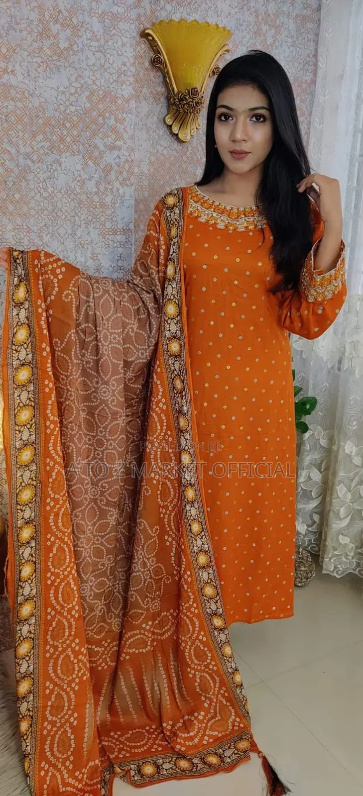 Kamij Lilan Emborder Kaj + Skin Pint