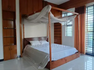 Furnished 4bdrm Apartment in Gulshan for rent