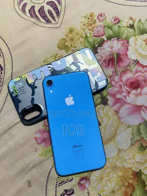 Photo - Apple iPhone XR 128 GB Blue