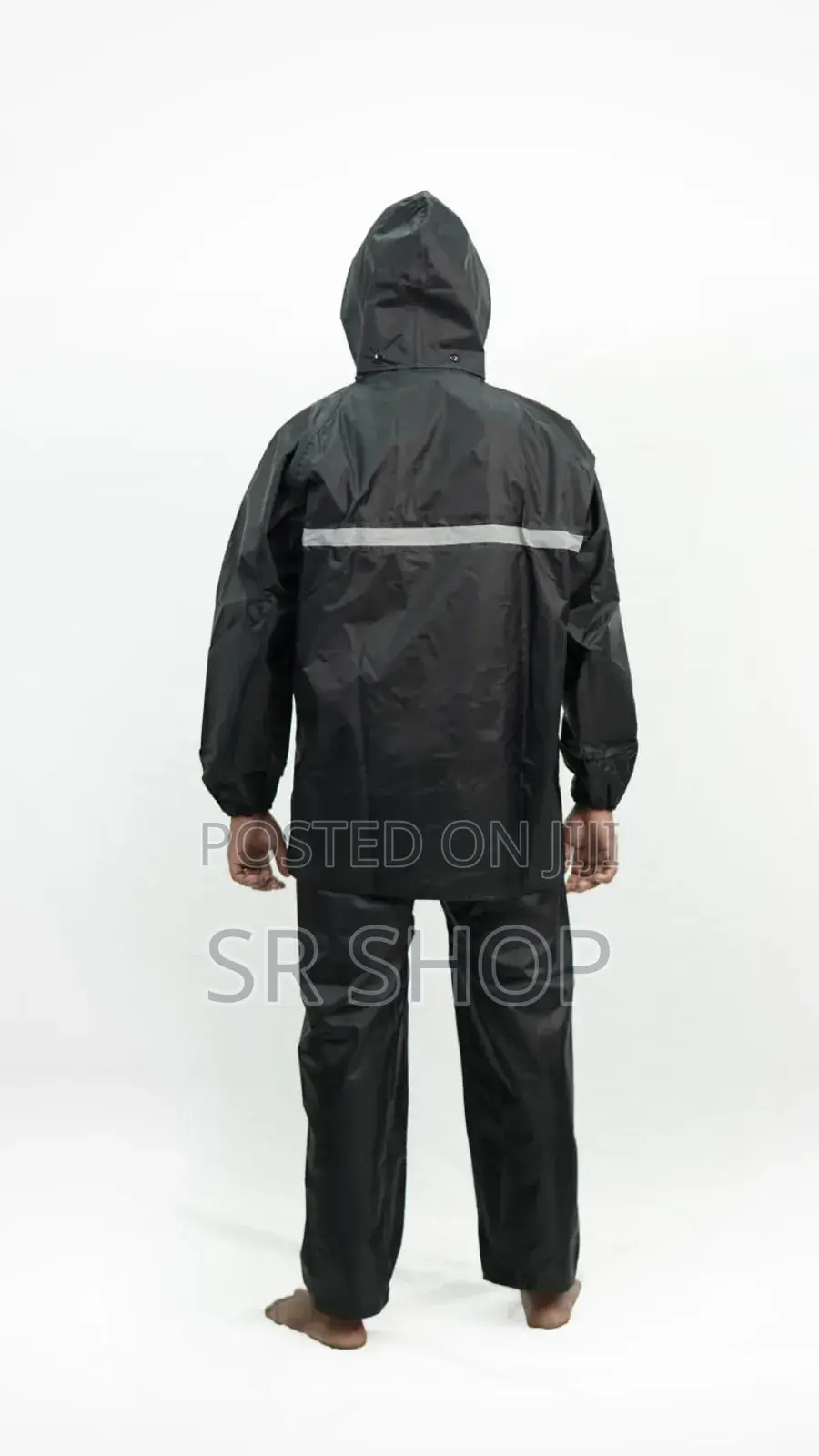 100% Water Proof High Quality Rain Coat With Pant. Black