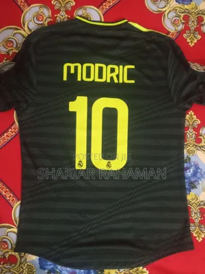 Photo - Real Madrid 23-24 Away Kit