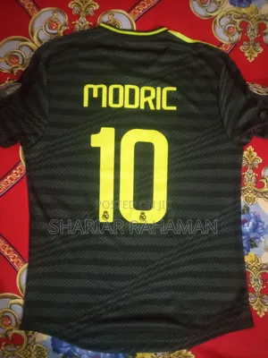 Real Madrid 23-24 Away Kit