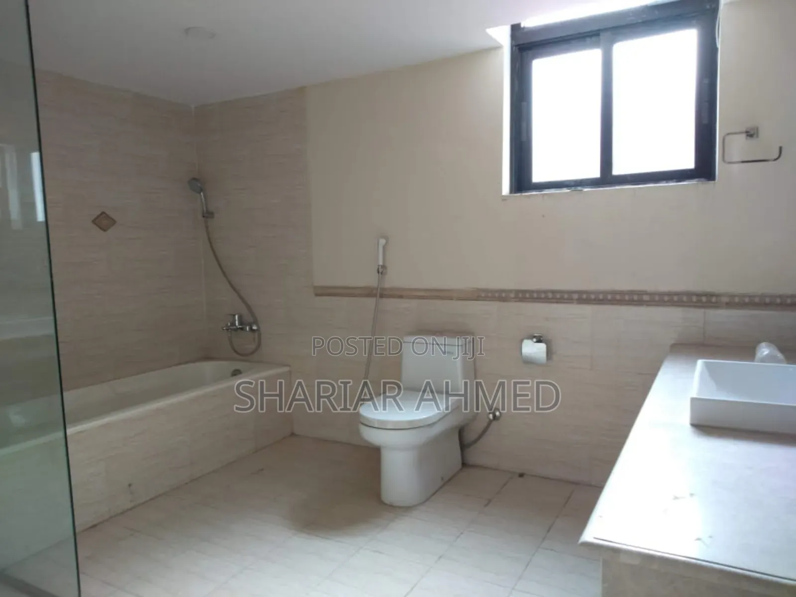 4bdrm Apartment in Gulshan for rent