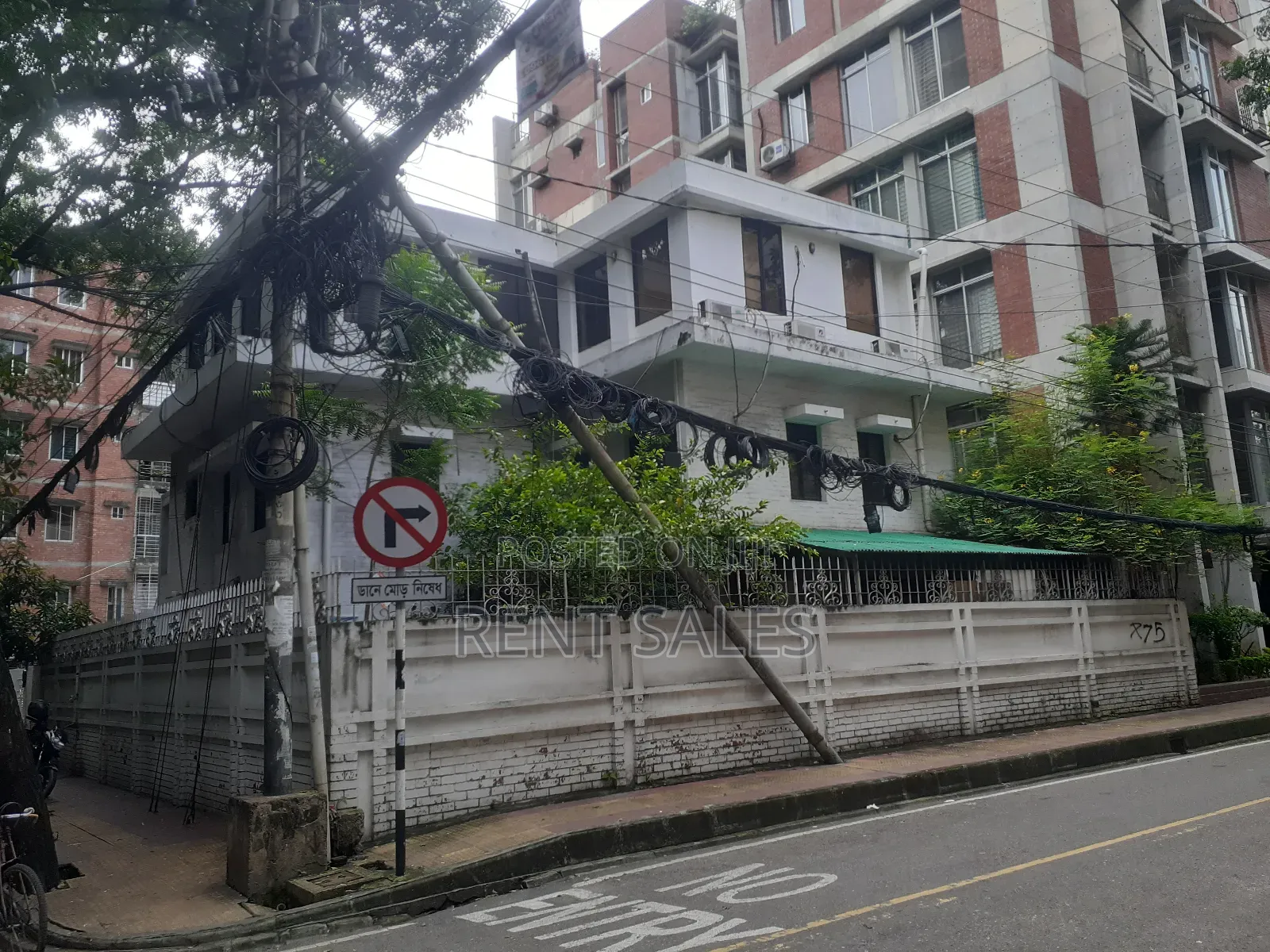 Triplex House for Rent in Banani