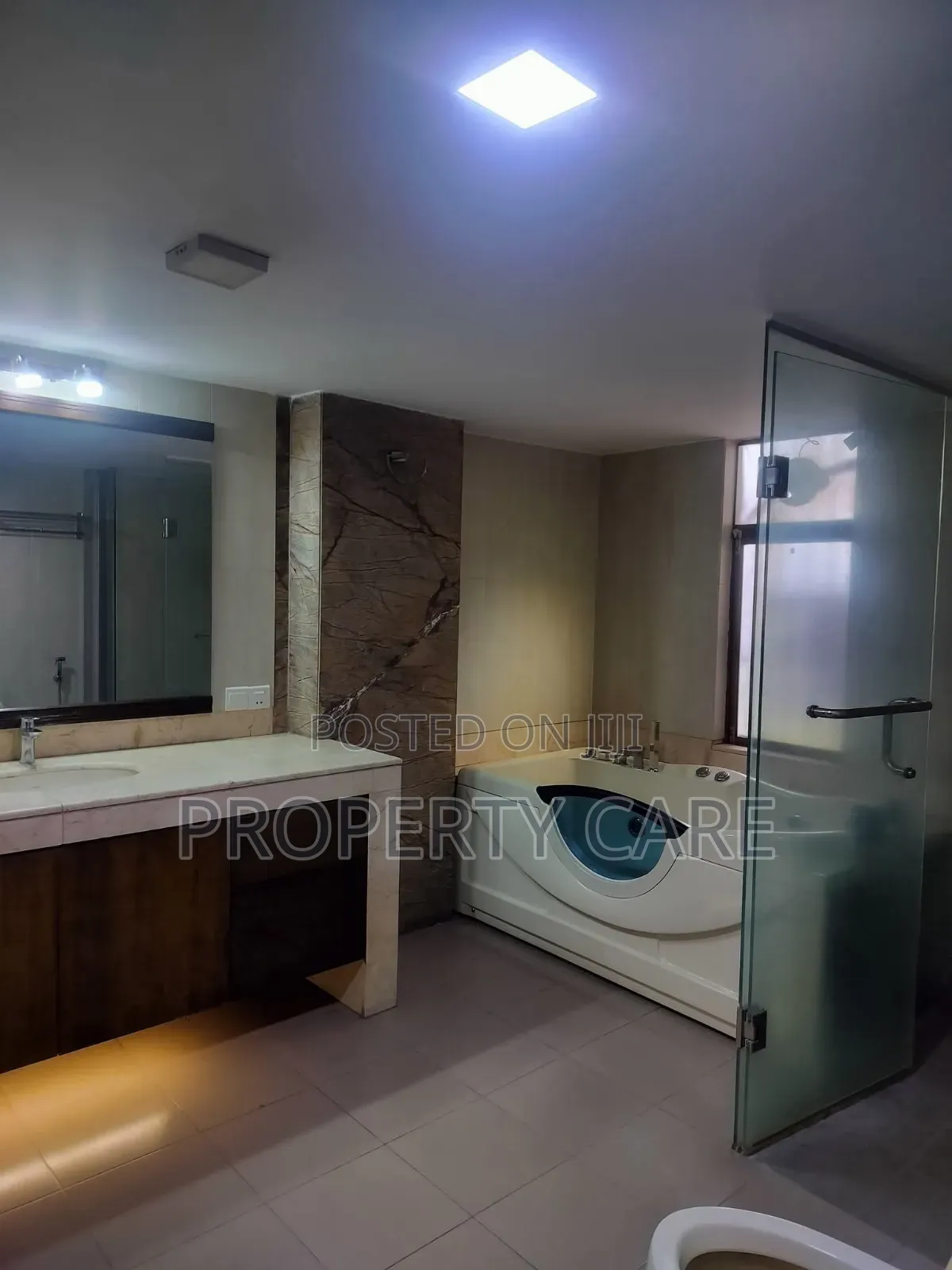 4bdrm Apartment in Gulshan for rent