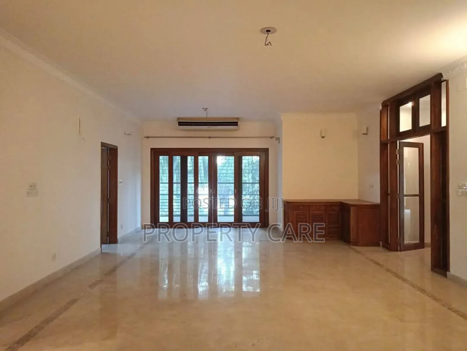 4bdrm Apartment in Gulshan for rent