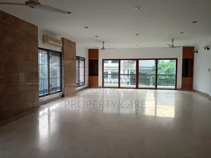 Photo - 4bdrm Apartment in Gulshan for rent