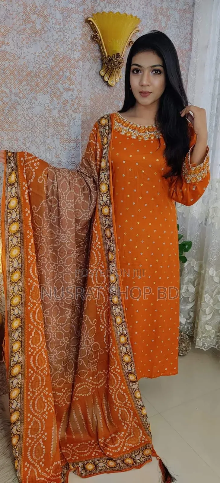 Linen Kameez with Embroidery and Skin Print