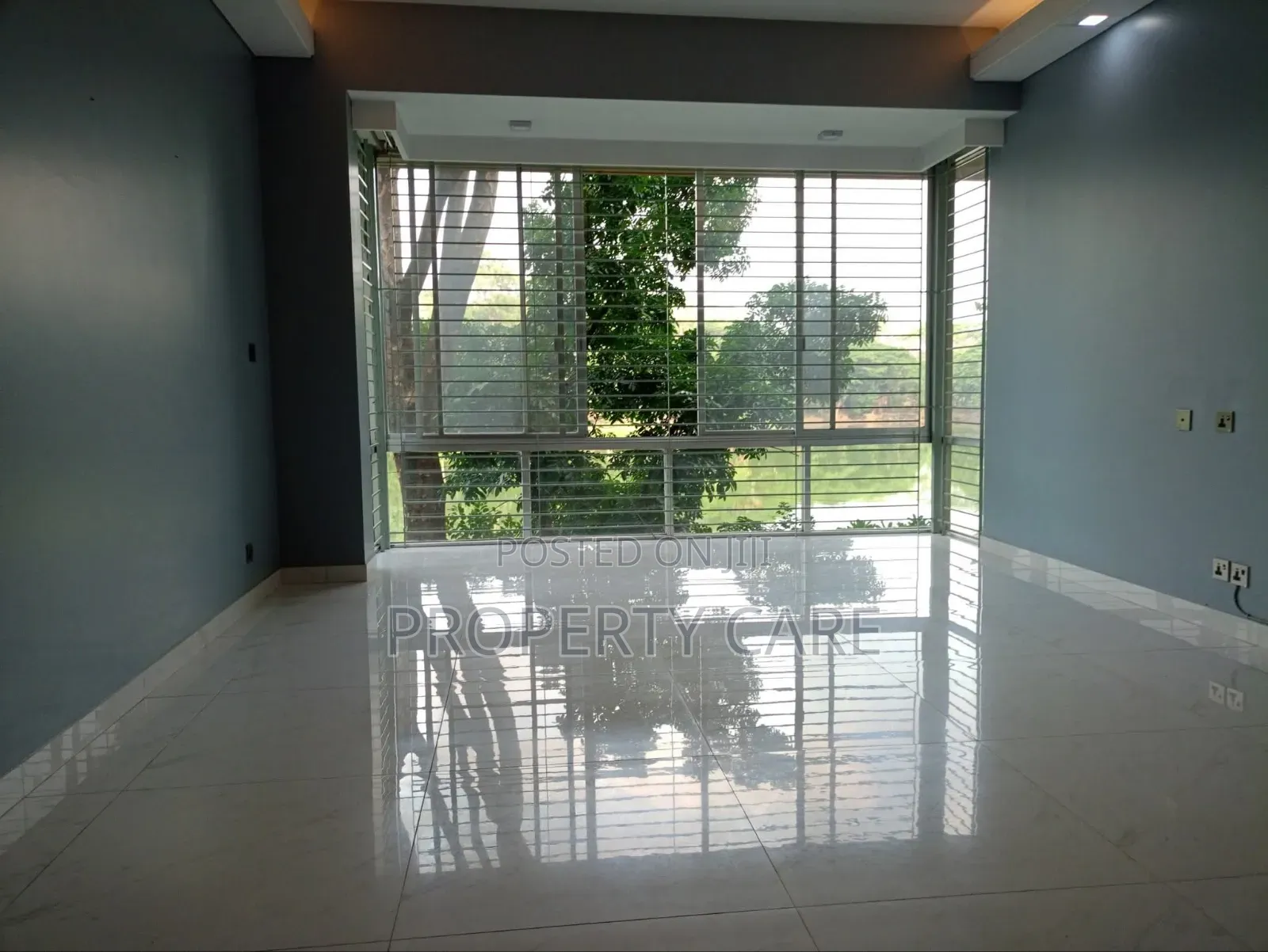 4bdrm Apartment in Gulshan for rent