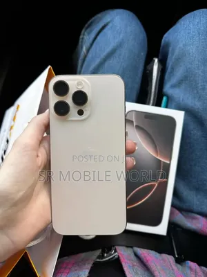 New Apple iPhone 16 Pro Max 256 GB Gold