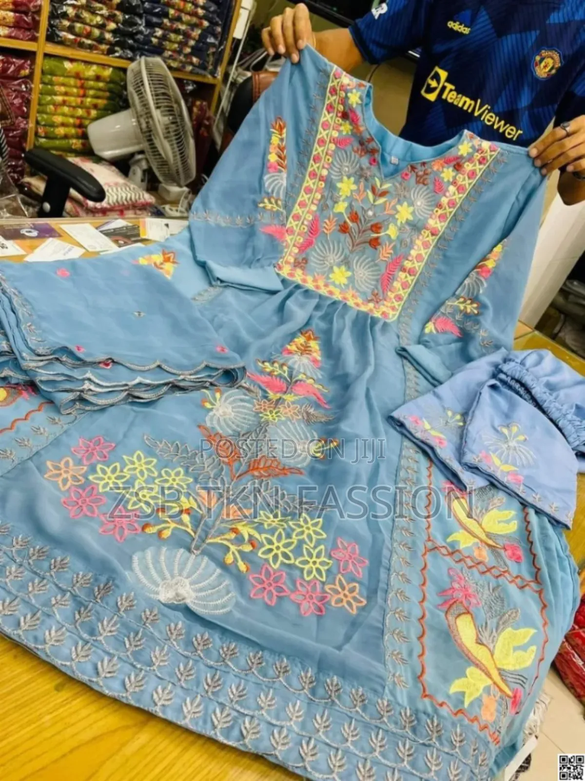 Trendy Embroidered Georgette Kameez Set