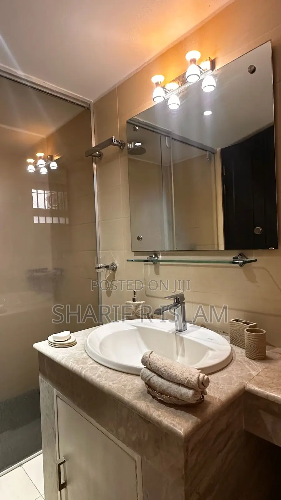 Furnished 4bdrm Apartment in Azaan House, Gulshan for rent