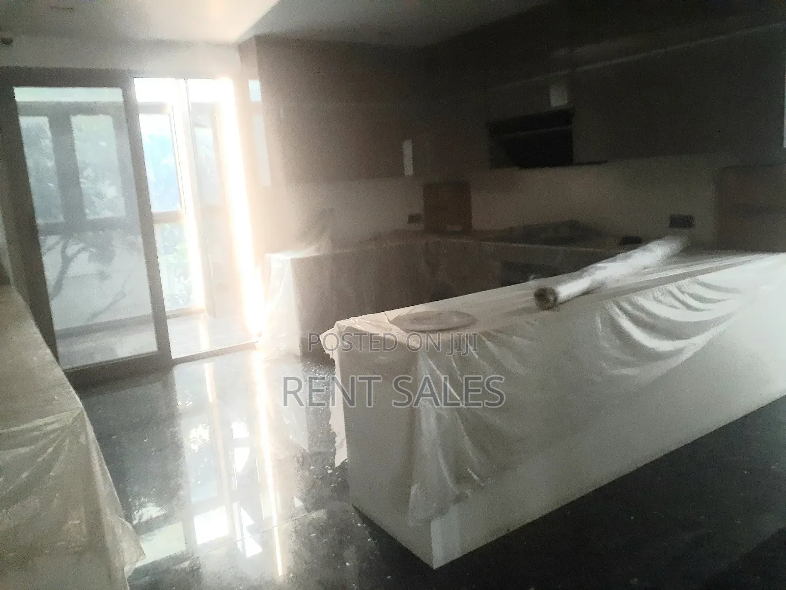 G+5 Storied New Building Available for Rent