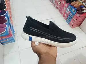 China Stylist Boys Sneakers.