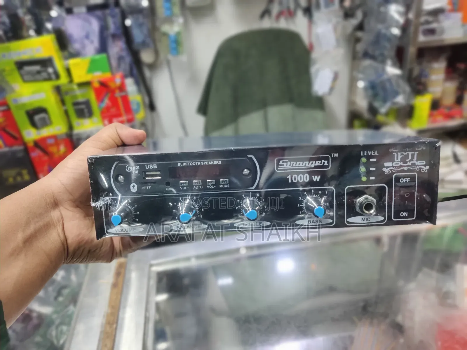 এমপ্লিফায়ার ১০০০ ওয়াটের