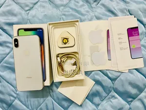 Photo - Apple iPhone X 256 GB White