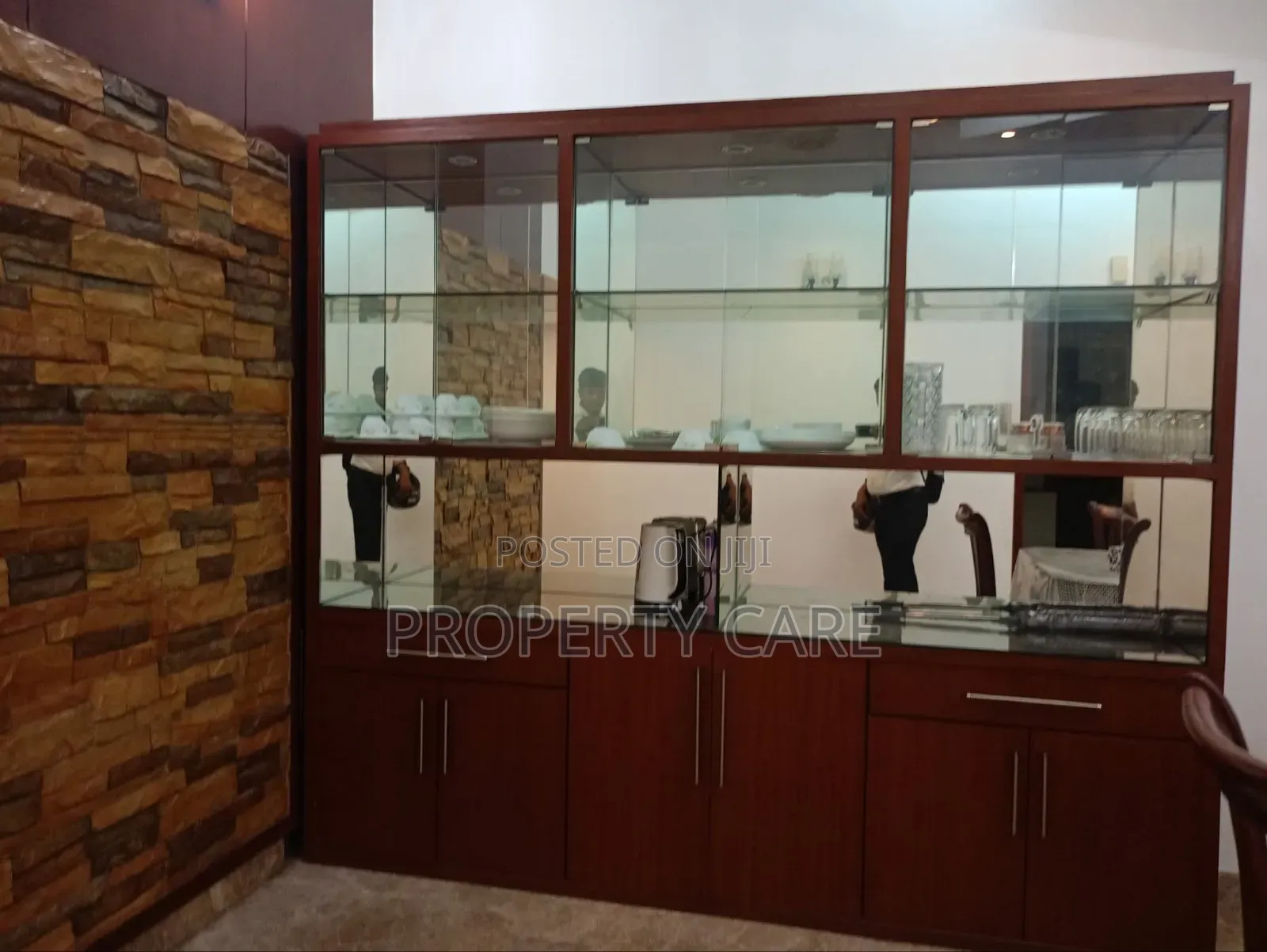 Furnished 4bdrm Apartment in Gulshan for rent