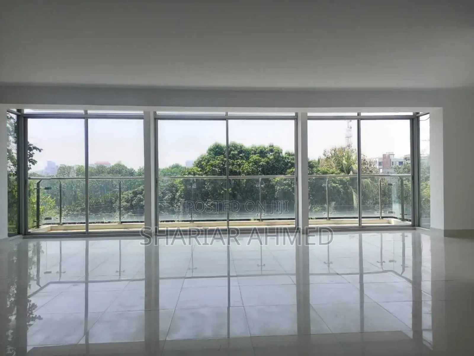 3040 Sq Ft Open Floor Rent for (Bank/Shop/Office/Showroom)