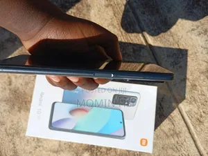 Photo - Xiaomi Redmi 10 128 GB Black