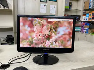 Desktop Computer 8GB Intel Core I5 SSD 128GB