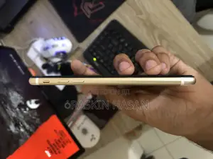 Apple iPhone 7 128 GB Gold