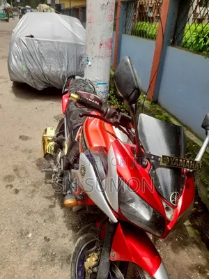 Photo - Yamaha 2015 Red