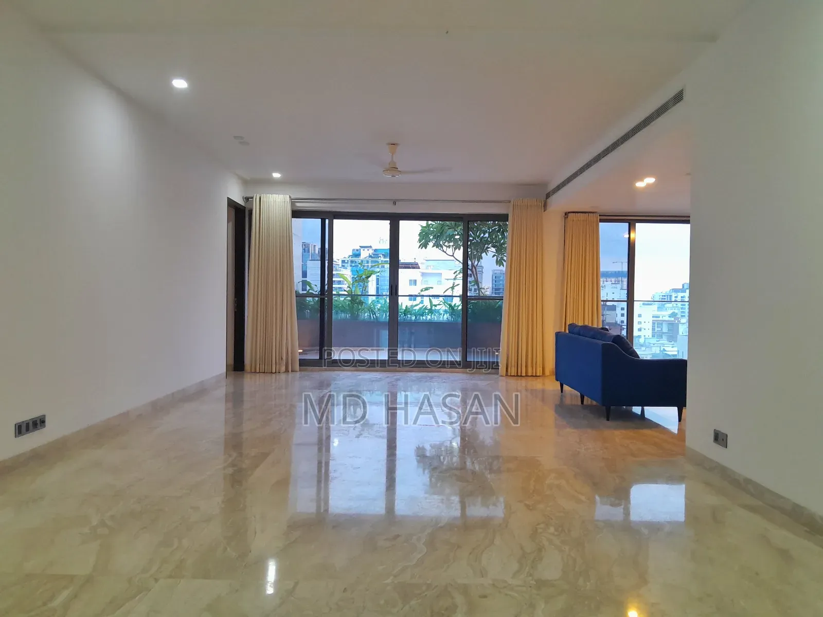 4bdrm Apartment in Semi Furnished for rent