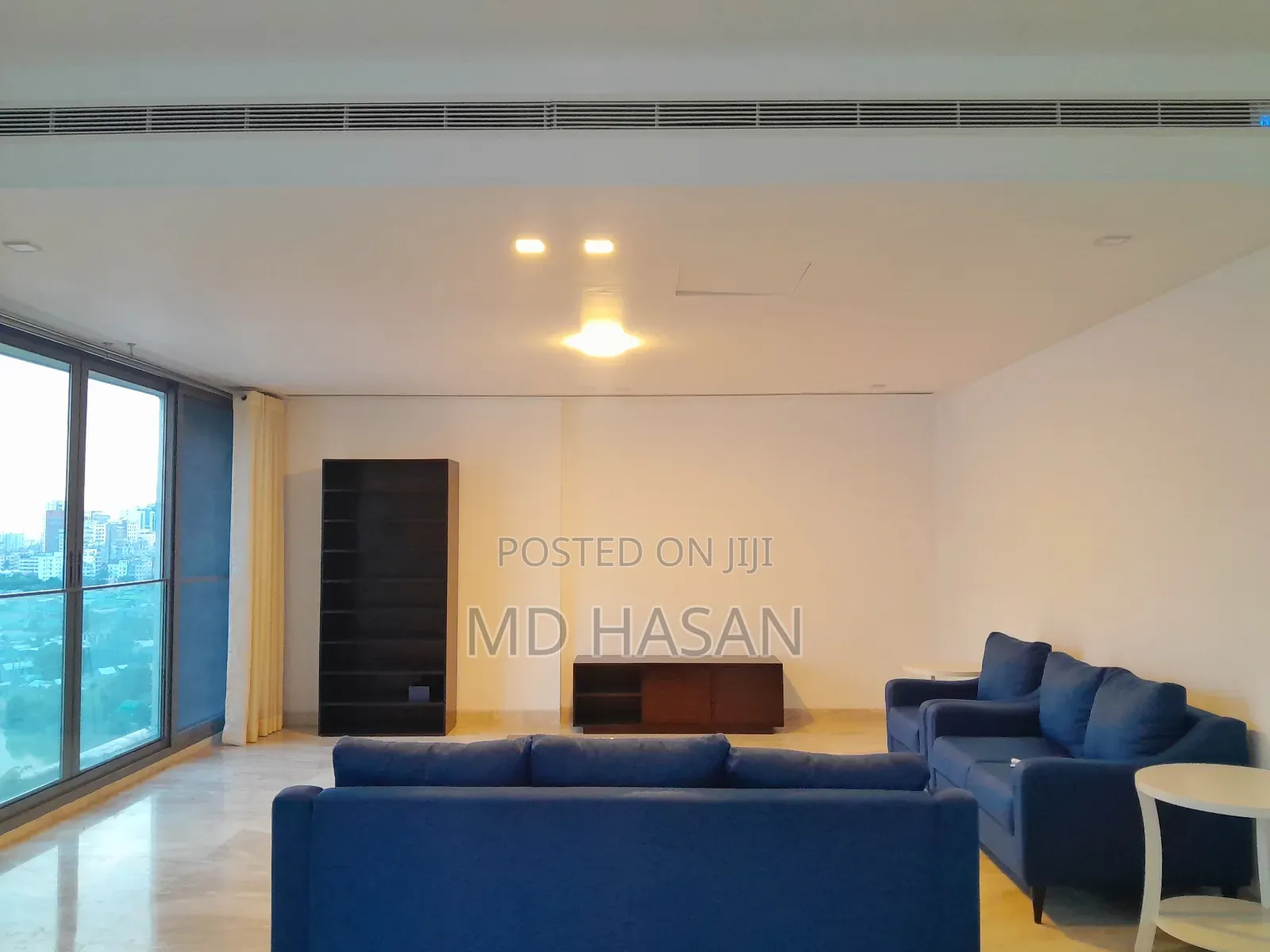 4bdrm Apartment in Semi Furnished for rent