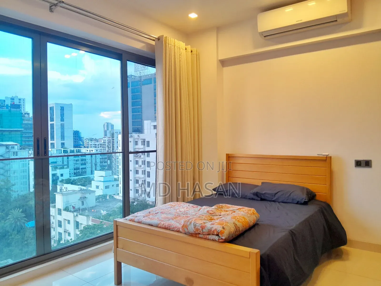 4bdrm Apartment in Semi Furnished for rent