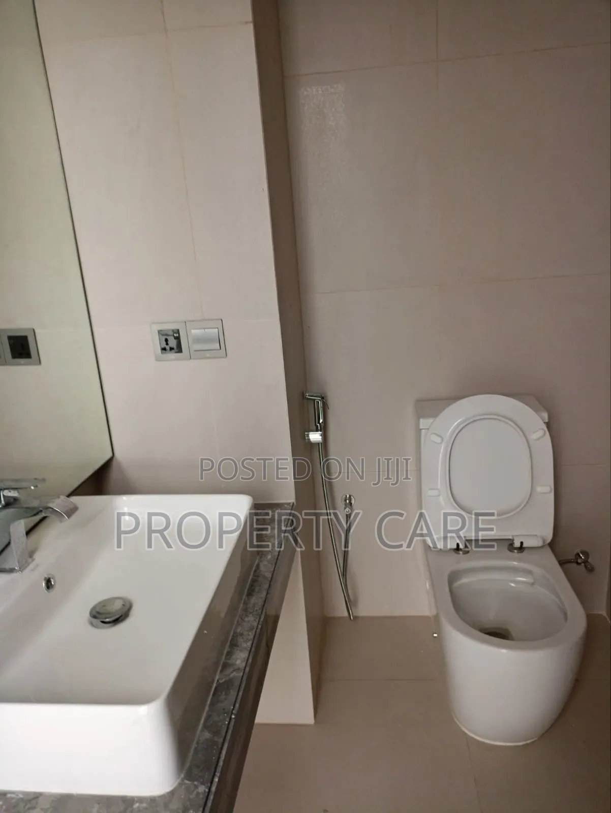 Furnished 3bdrm Apartment in Baridhara for rent
