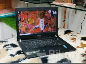 Photo - Laptop Lenovo 8GB Intel SSD 128GB