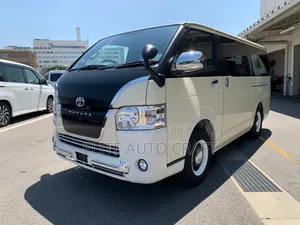 Photo - Toyota HiAce 2020 White