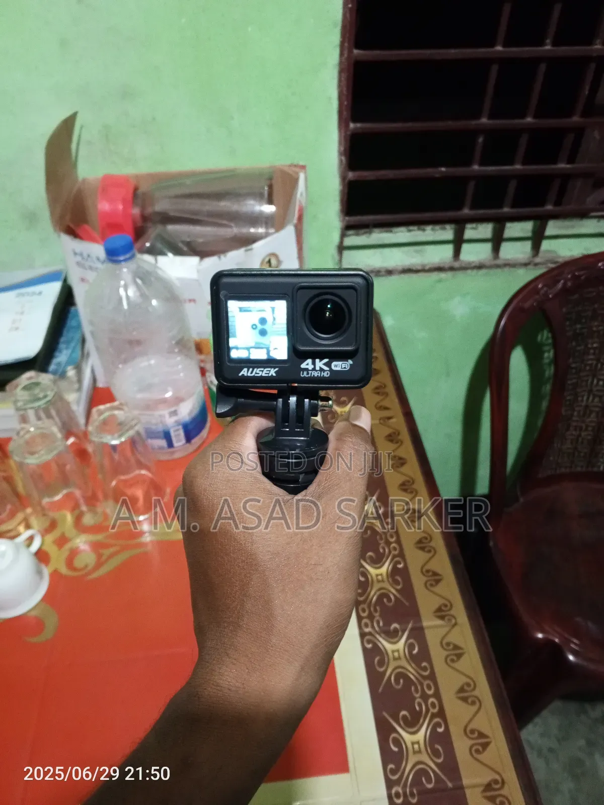 ক্যামেরাটি নতুন। একদম ফ্রেশ কন্ডিশন