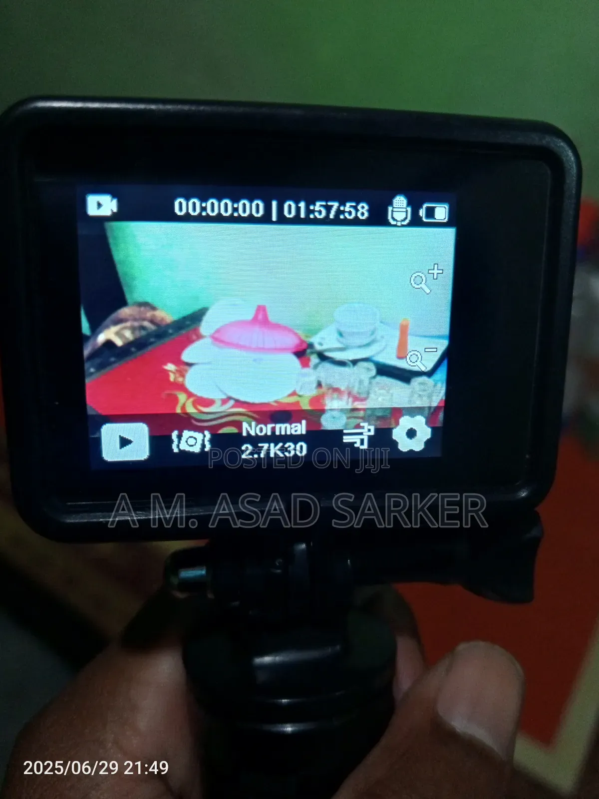 ক্যামেরাটি নতুন। একদম ফ্রেশ কন্ডিশন